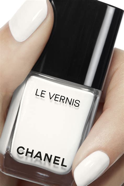 chanel pure white|Chanel longwear nail polish.